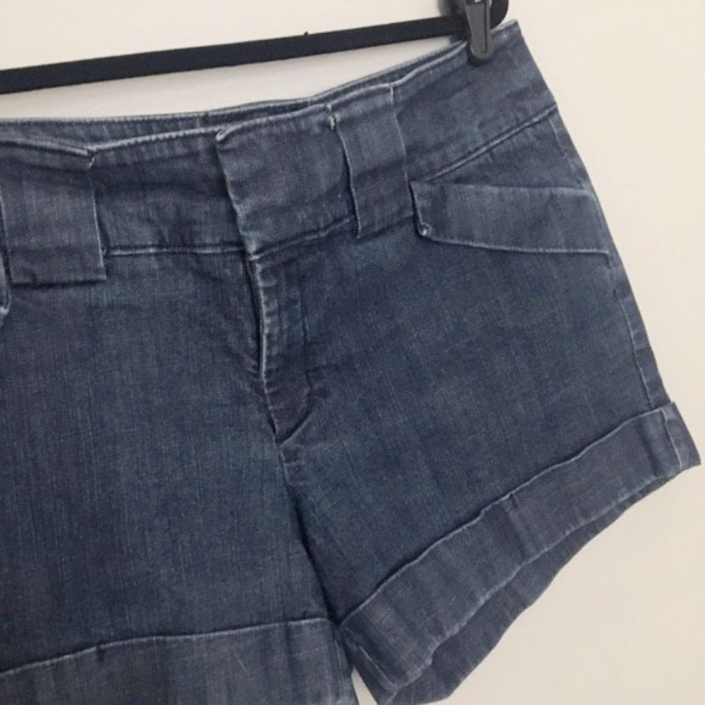 Allen B mid to dark blue denim jean shorts 14